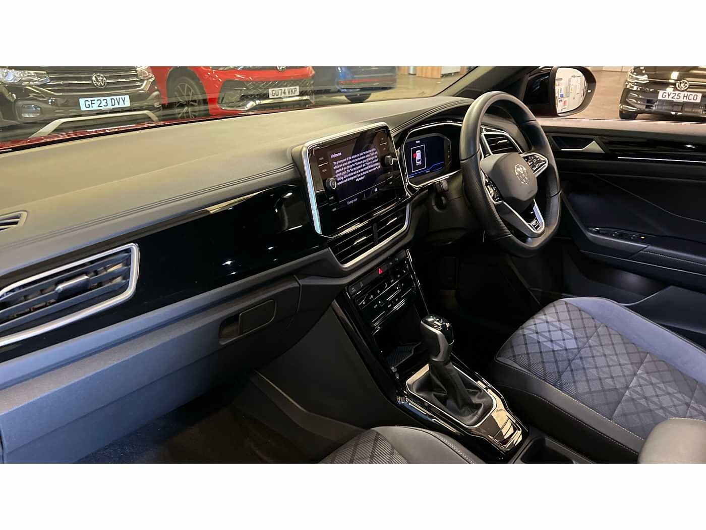 Volkswagen T-roc SEL 1.5 TSI 150PS EVO 6-speed Manual 5 Door