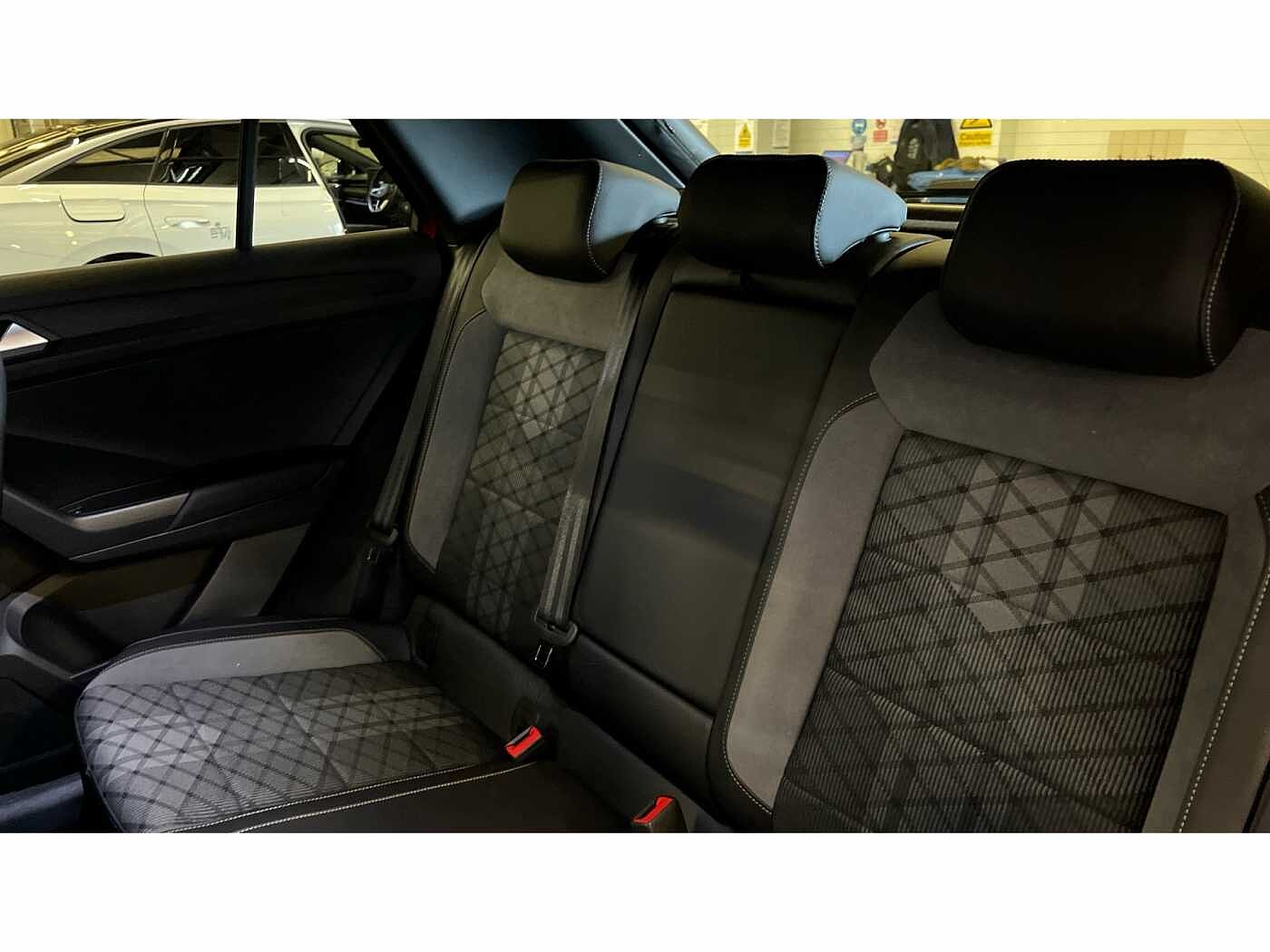 Volkswagen T-roc SEL 1.5 TSI 150PS EVO 6-speed Manual 5 Door